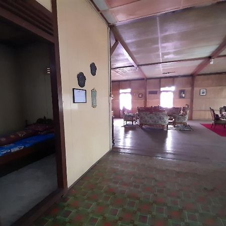 Oyo Homes 91248 Desa Wisata Banding Agung Danau Ranau Esterno foto